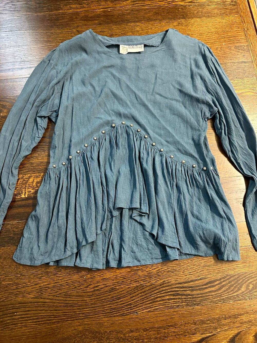 Flawed Sedona Stitchery Blue Western Studded Ruffle Round Neck Long Sleeve Top M